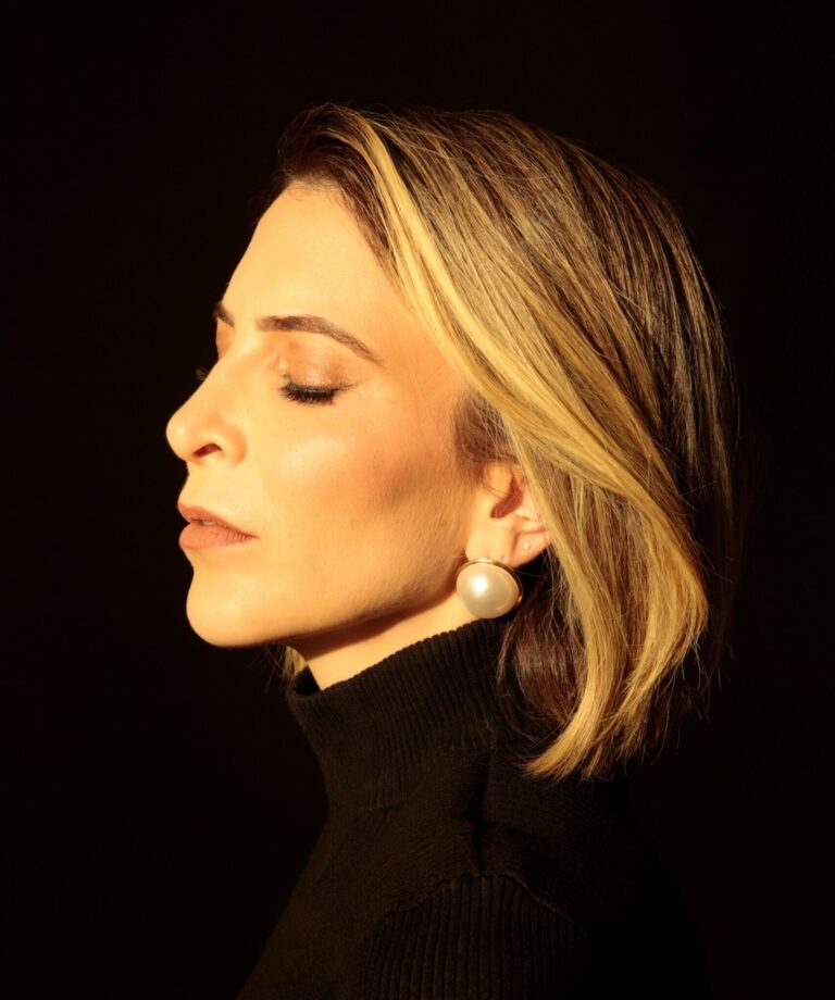 Aplicação de PDRN para rejuvenescimento facial na Clínica Dra. Juliana Beani