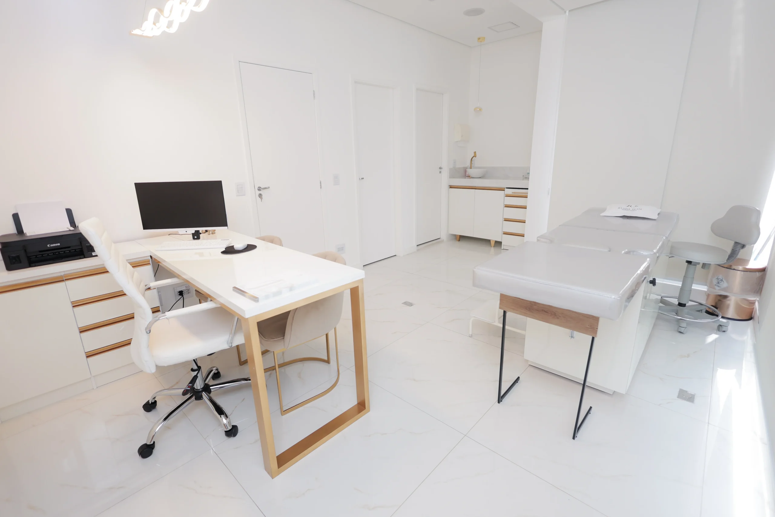 clinica de estetiica dra juliana beani em jundiai para tratamento de redução de gordura com criolipolise e criusculpt
